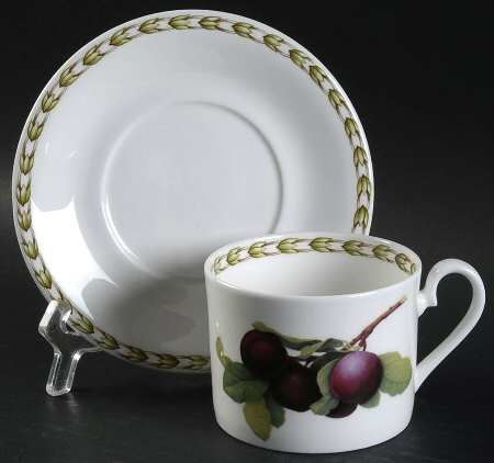Hooker's Fruit (Bone, Made In England) Flat Cup & Saucer Set