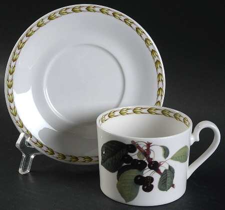 Hooker's Fruit (Bone, Made In England) Flat Cup & Saucer Set