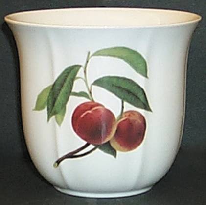 Hooker's Fruit (Bone, Made In England) Small Cachepot