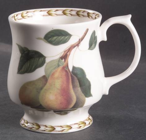 Hooker's Fruit (Bone, Made In England) Footed Mug