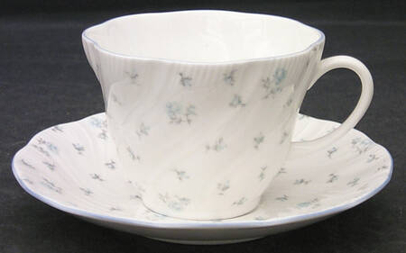 Louise Flat Cup & Saucer Set