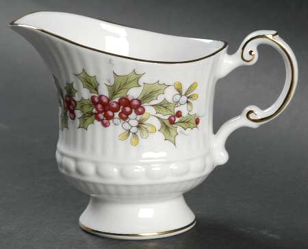 Old St. Nicholas (Scalloped, Ribbed) Creamer