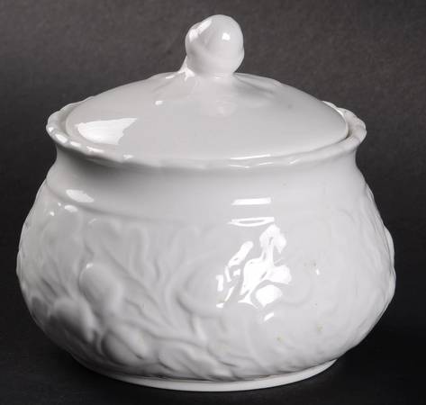 Royal Oak Sugar Bowl & Lid