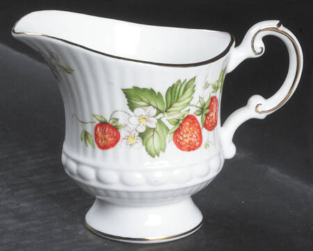 Virginia Strawberry Creamer