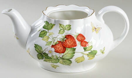 Virginia Strawberry Teapot No Lid