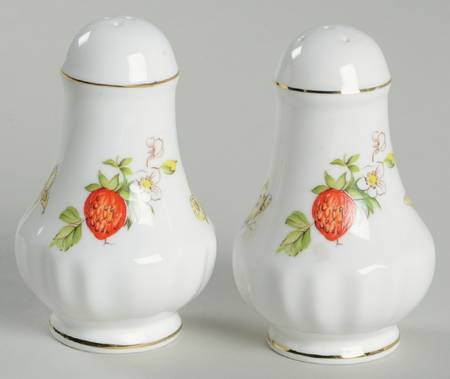 Virginia Strawberry Salt & Pepper Set