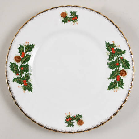 Yuletide (Scalloped) Salad/Dessert Plate