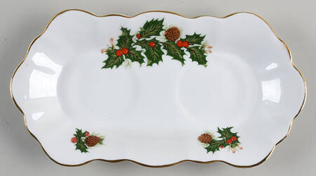 Yuletide (Scalloped) Tray for Mini Creamer & Open Sugar