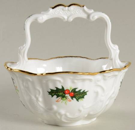Yuletide (Scalloped) Small Basket
