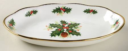 Yuletide (Scalloped) Oblong Tray