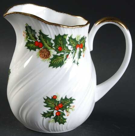 Yuletide (Scalloped) 16 Oz Pitcher