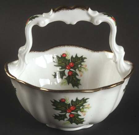 Yuletide (Scalloped) Small Basket