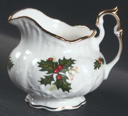 Yuletide (Scalloped) Creamer
