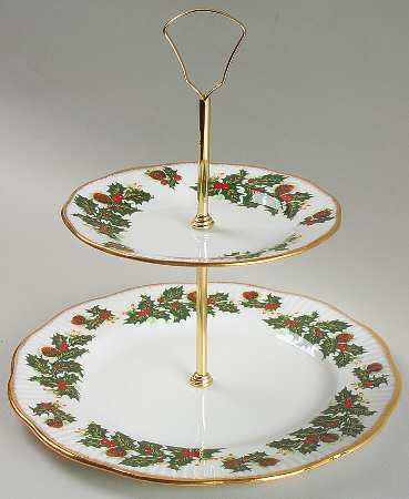 Yuletide (Scalloped) 2 Tiered Serving Tray (Lunch & Bread/Butter Plate)