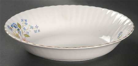 Wild Anemone (Ribbed) 9" Oval Vegetable Bowl