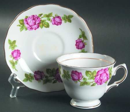 7201 Footed Cup & Saucer Set