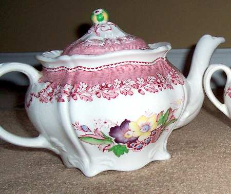 877 Teapot & Lid