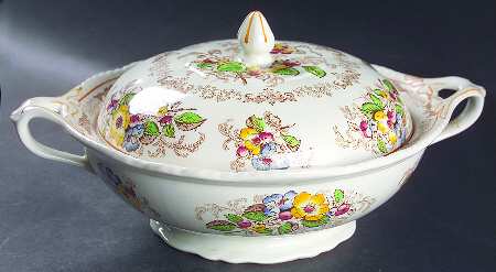Apple Blossom Brown Round Covered Vegetable
