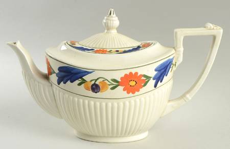 The Bedford Teapot & Lid