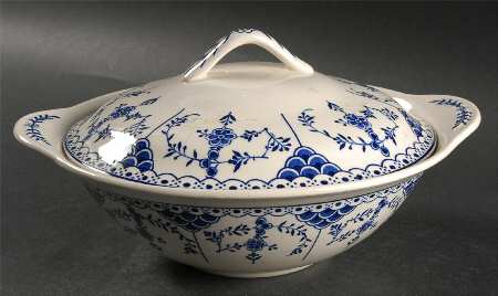 Blue Danish Round Covered Vegetable