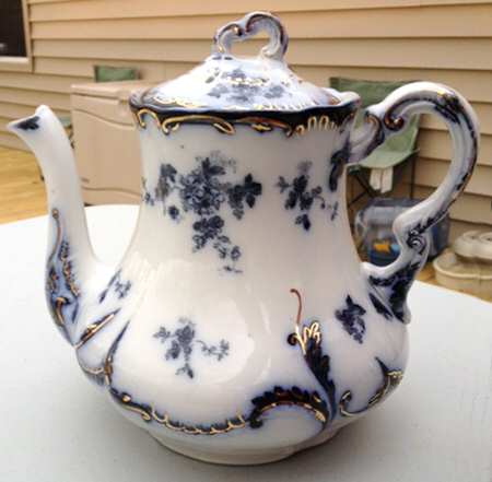 Chiswick (Flow Blue) Teapot & Lid