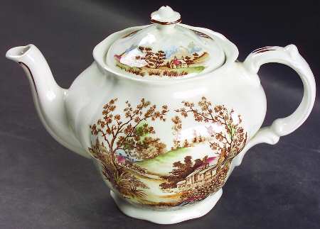 Coaching Days Multicolor (White) Teapot & Lid