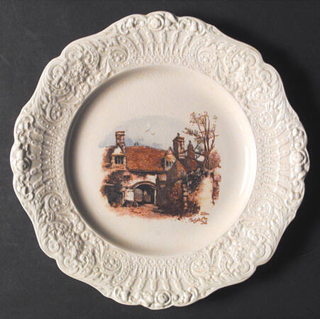 Coaching Days (Renaissance Shape) Luncheon Plate
