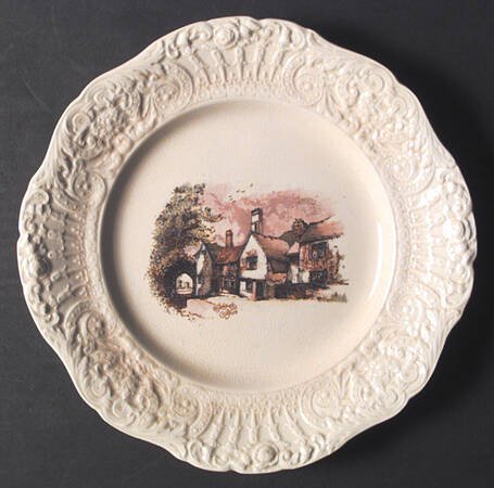 Coaching Days (Renaissance Shape) Dinner Plate