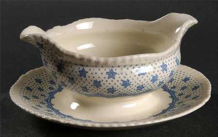 Columbian Star Gravy Boat with Attached Underplate