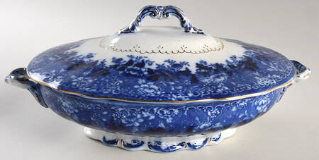 Dundee (Flow Blue) Oval Covered Vegetable