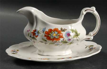 Mandalay Gravy Boat & Underplate