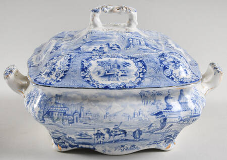 Oriental (Blue, Gold Trim) Square Covered Vegetable