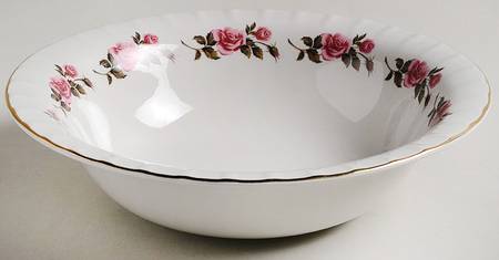 Romance 8" Round Vegetable Bowl