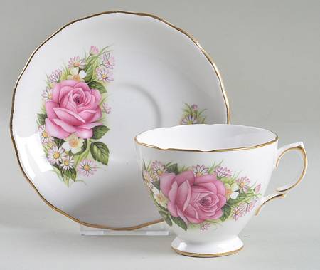 Royal Vale Cup & Saucer Sets Footed Cup & Saucer Set