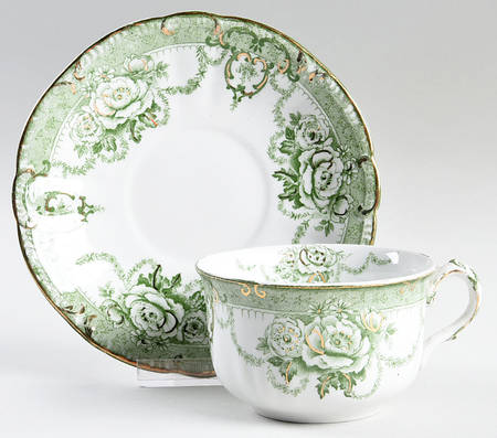 Roxbury Green Flat Cup & Saucer Set