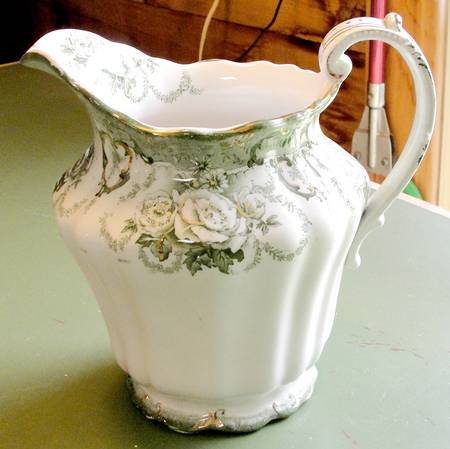 Roxbury Green 20 Oz Pitcher