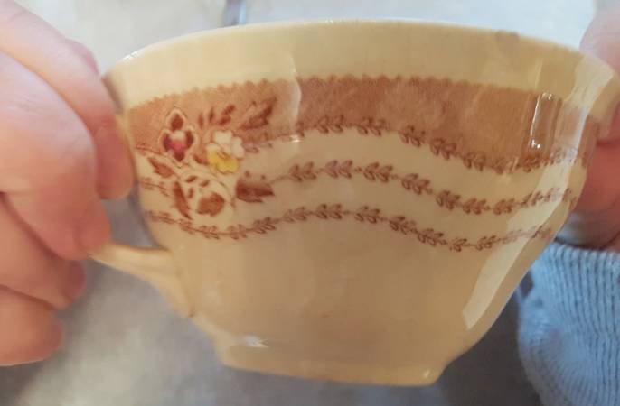 Rutland Brown Flat Cup