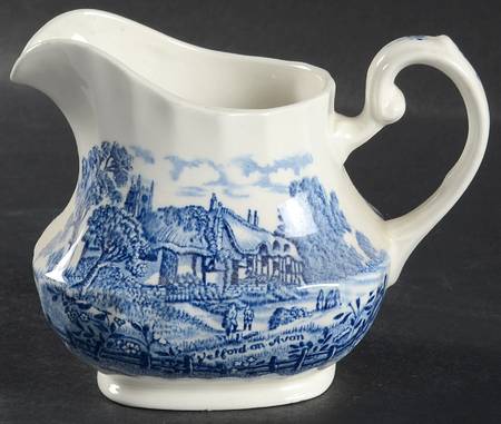 Shakespeares Country Blue Creamer