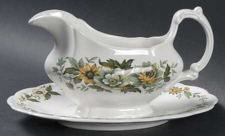 Spring Garden Gravy Boat with Attached Underplate