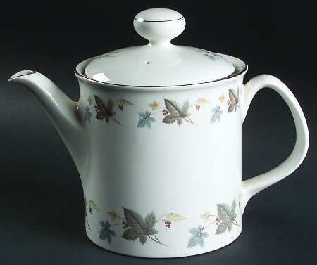 Vinewood (Grey Leaves) Teapot & Lid