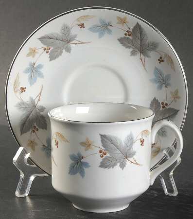 Vinewood (Grey Leaves) Flat Cup & Saucer Set