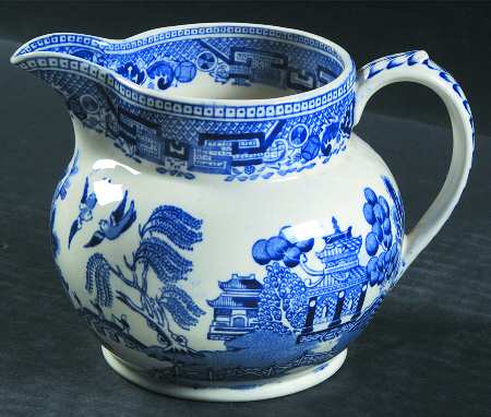 Willow Blue (Birds, Diamond Stamp) 18 Oz Pitcher