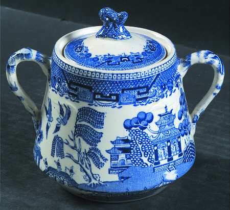 Willow Blue (Birds, Diamond Stamp) Sugar Bowl & Lid
