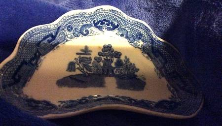 Willow Blue (Birds, Diamond Stamp) Bone Dish