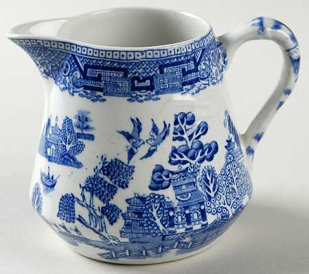 Willow Blue (Birds, Diamond Stamp) Creamer