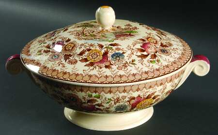 Woodland Brown (Cream Background) Round Covered Vegetable