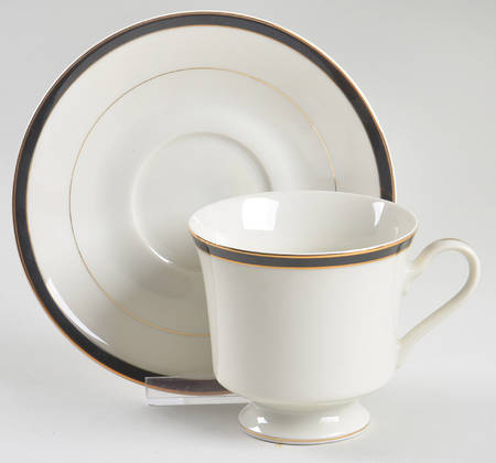 Dynasty Black Footed Cup & Saucer Set