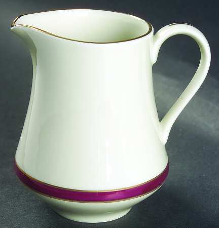 Dynasty Wine Creamer