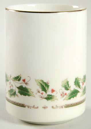 Holly Holiday China Bathroom Tumbler