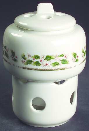 Holly Holiday Potpourri & Lid with Stand